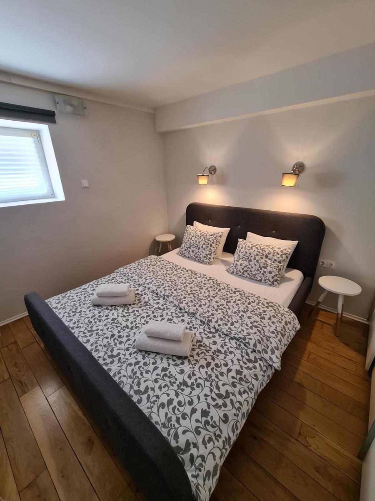 Max'S Downtown Oasis Apartment Zadar Luaran gambar